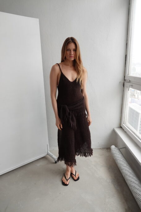 Sukienka Ofelia ręcznie wykonywana na drutach