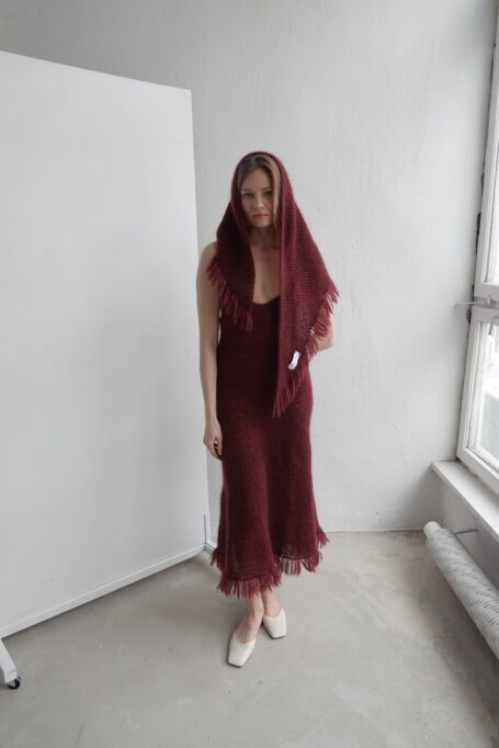 Chusta Zoya ręcznie wykonywana na drutach